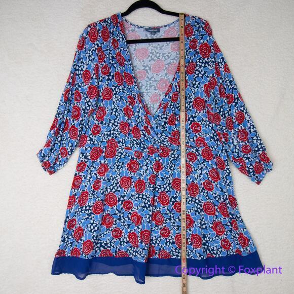 ModCloth rose print Outgoing Guidance Surplice Top, size 2X - Picture 7 of 16